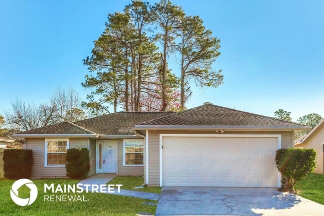 Building Photo - 7767 Pikes Peak Dr