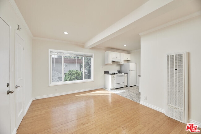 Building Photo - 2636 Kansas Ave Unit 8A Rental