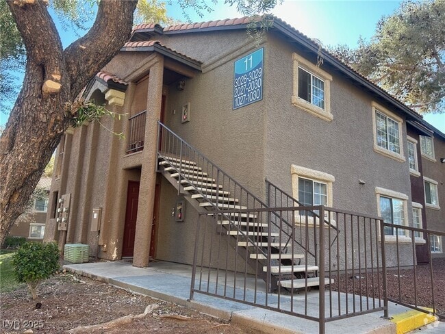 Building Photo - 2750 S Durango Dr Unit 2027 Rental
