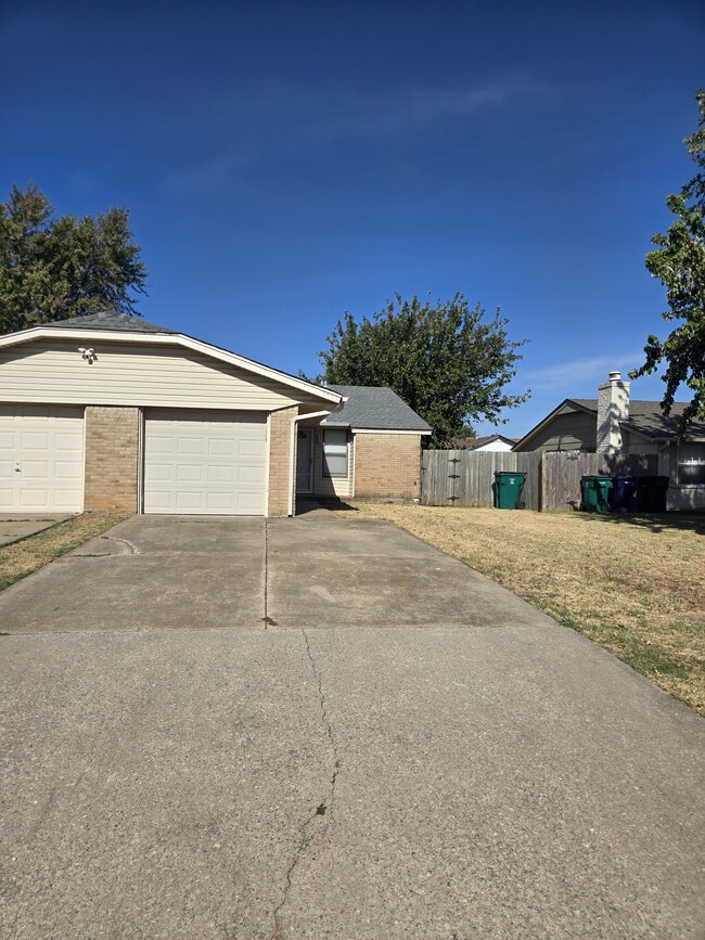 Photo - 8505 S Camay Ave