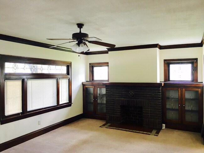 Photo - 14728 Bayes Ave Unidad Bayes Down