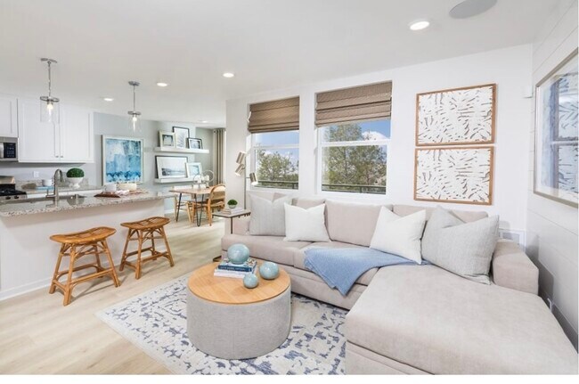 Photo - 980 N Tangent Privado Unidad 303