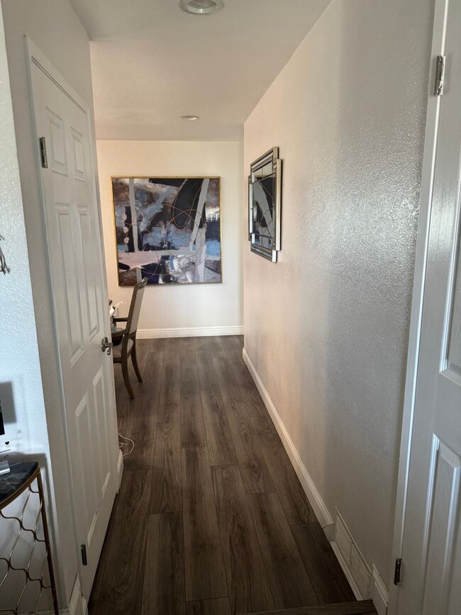 Photo - Spacious 3 Bedroom 2 Bath with a Den and Fireplace!