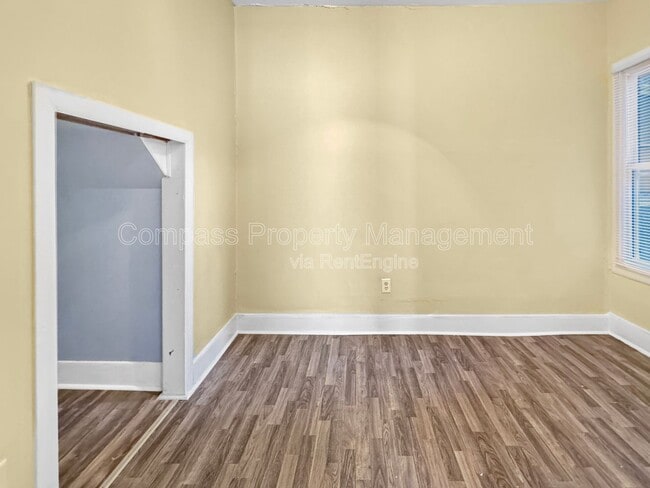 Photo - 644 Fulton St E Unit 1