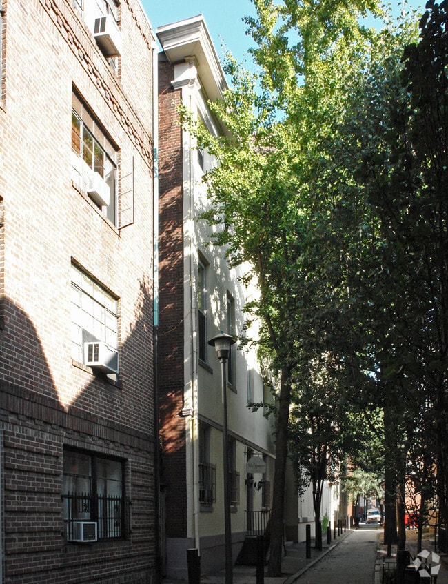 Photo - The Barrymore