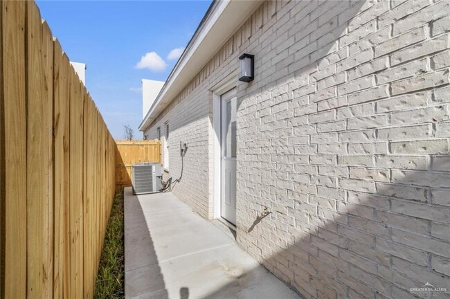 Photo - 10 Yosemite Dr Unit 3