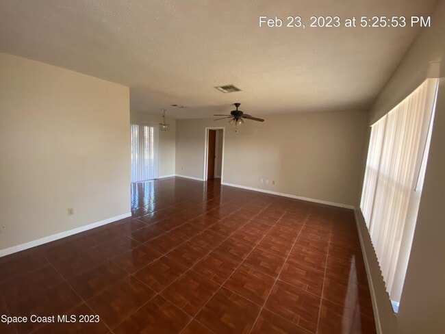 304 Darrow Ave