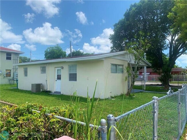 Photo - 947 NW 55th Terrace