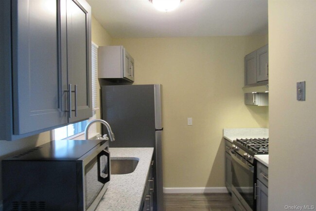 Photo - 37 Alpine Dr Unit E