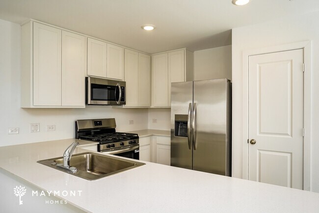 Photo - 3049 Fantasy Ter Dr