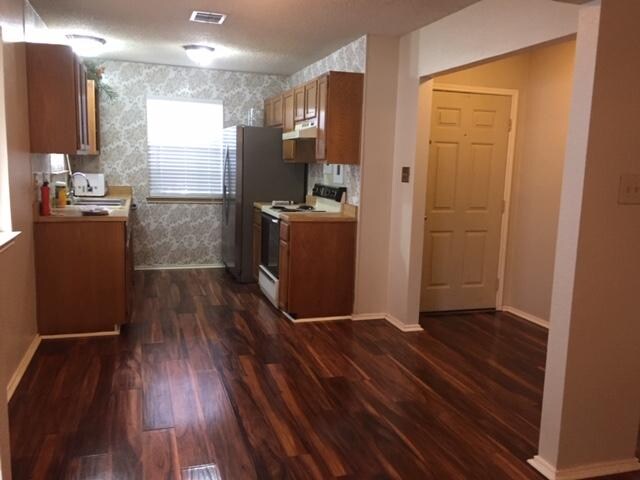 Photo - 4406 Knollchase