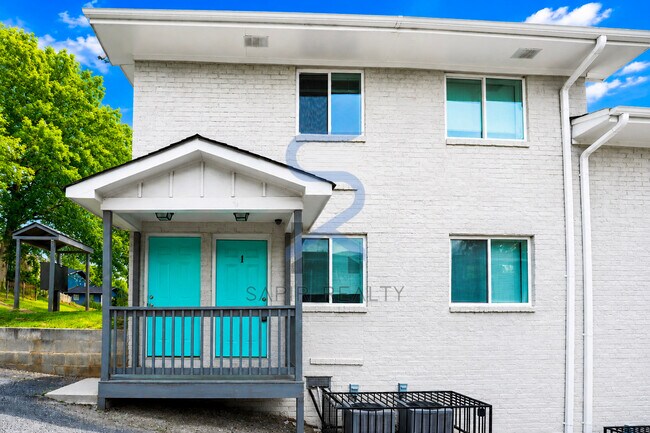 Photo - 359 Lanier St NW