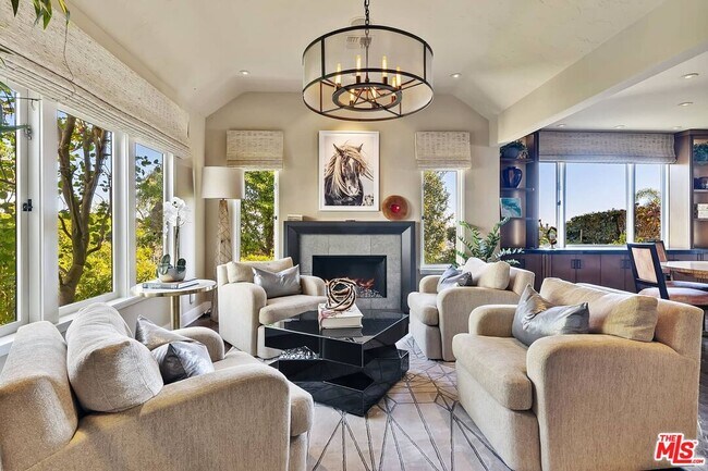 Photo - 1357 Miller Dr