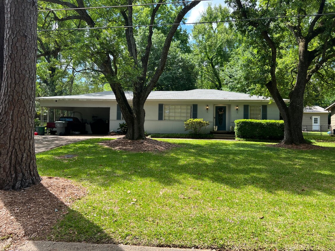 Front - 1435 Wilhurst St (Jackson, MS)