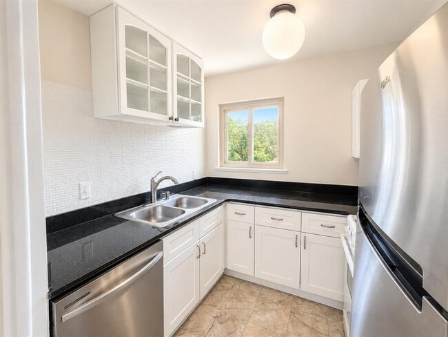 Building Photo - 1311 Exposition Blvd Unit 12