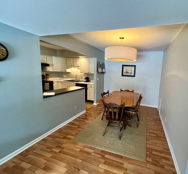 Photo - 3622 Lakeshore Dr