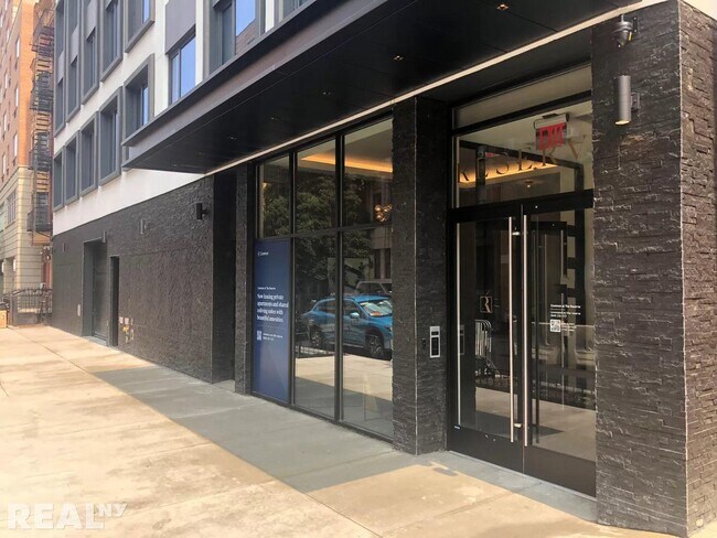 Photo - 212 East 125th Street Unidad 11K