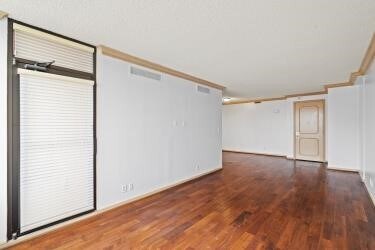 Photo - 5150 Hidalgo St