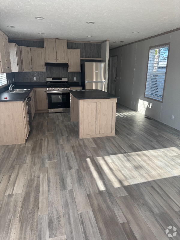Building Photo - 26 Hunters Rill Rental