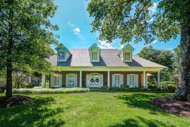 Photo - 2575 Dibrell Trail Dr House