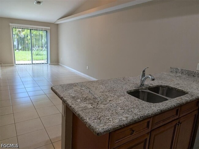Photo - 3706 SE 9th Pl