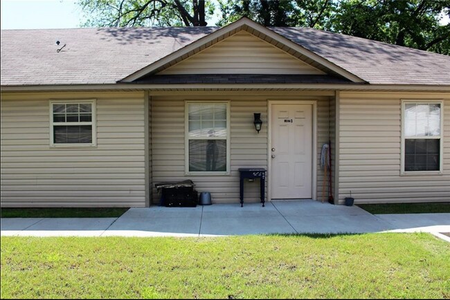 Photo - 1812 1/2 Grand Ave Unit 1