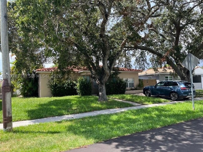 Photo - 218 SE 3rd St