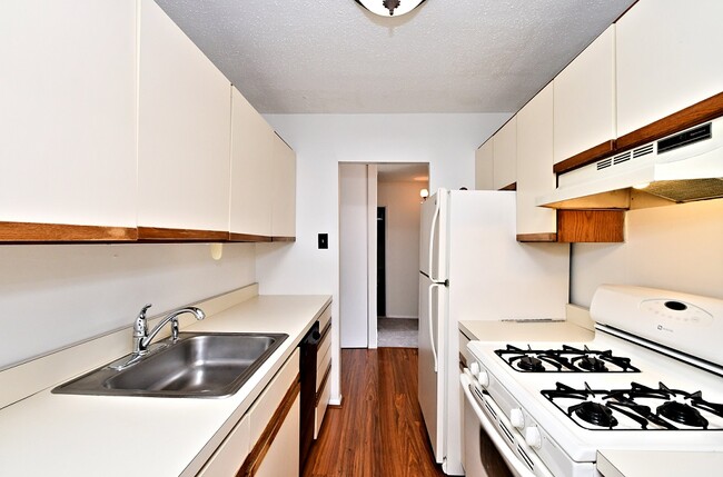 Kitchen - 120 N Bethlehem Pike Apartments Unit A-208