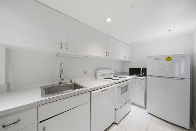 Photo - 40 E 9th St Unit 710