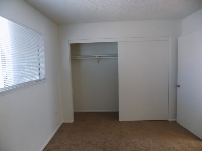 16416 Orange St Unit 10
