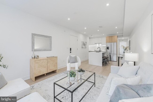 Photo - 4017 Davis Pl NW Unit 6