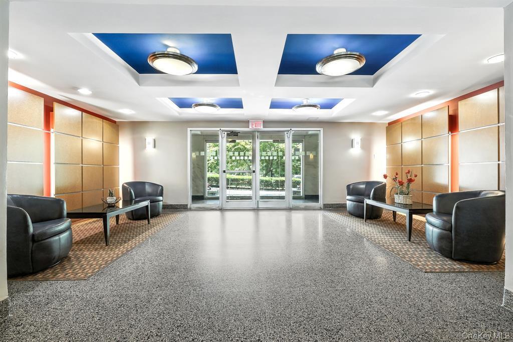 Photo - 1133 Midland Ave Unidad 1N