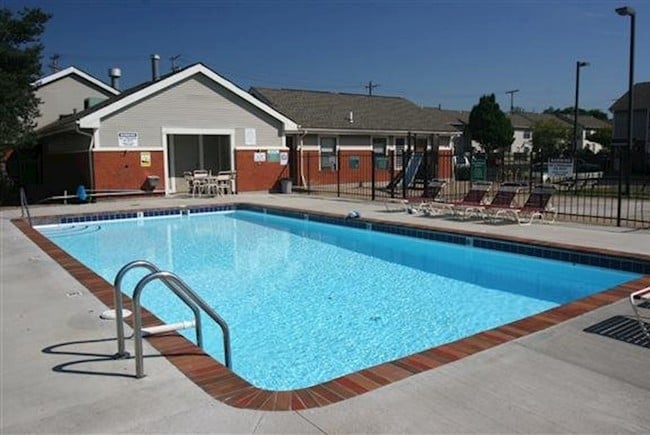 Community Pool - Lexington Village Apartments