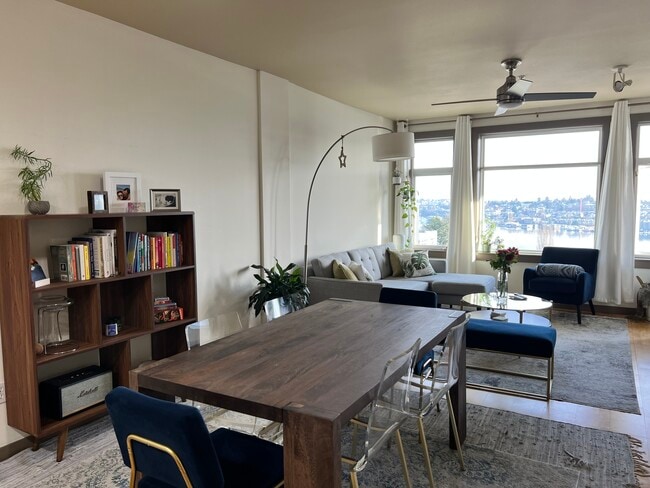 Photo - 655 Crockett St Unit A306