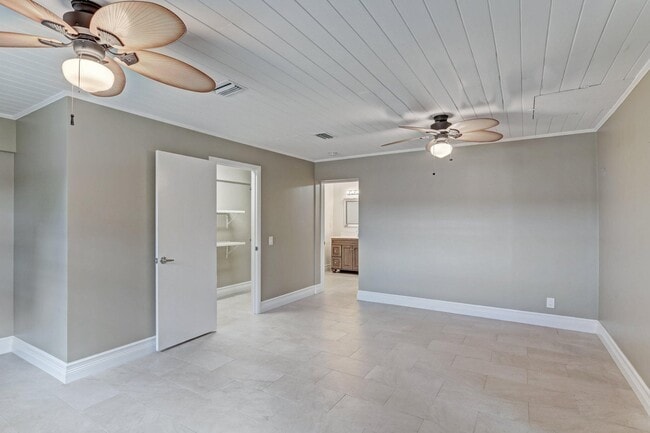 Photo - 2545 Venice Dr