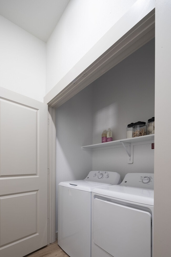 Broadstone Frontera Ridge apartments — community photo