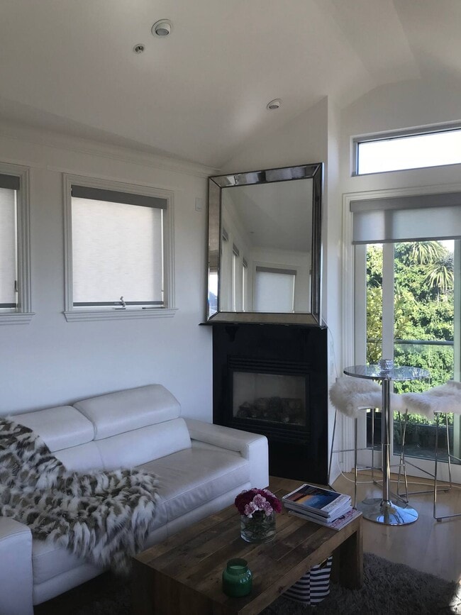 Photo - 3750 Market St