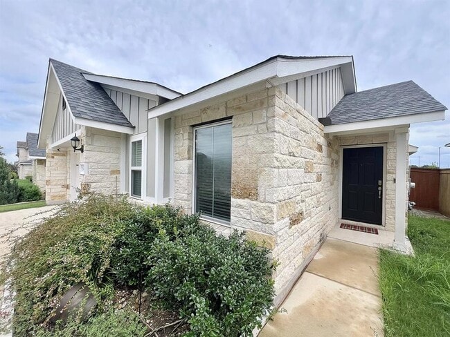Photo - 1340 Low Branch Ln