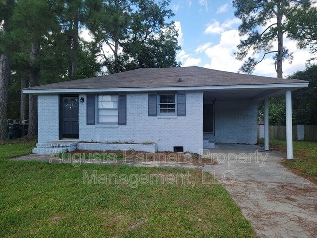 Building Photo - 2034 Trout Dr