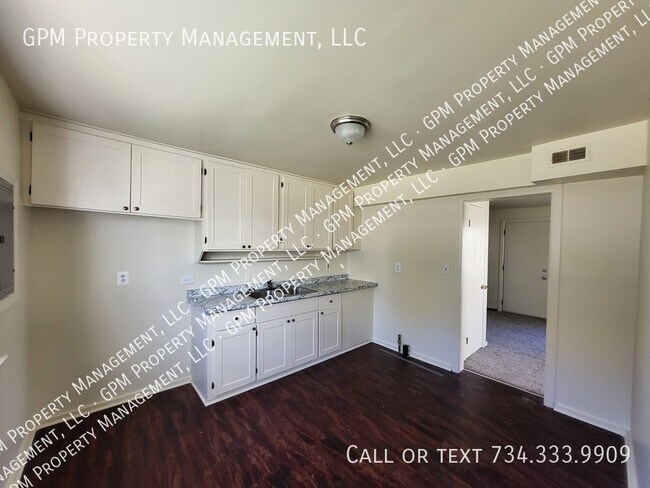 Photo - 1924 Eagle Ct