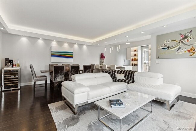 Photo - 205 E 63rd St Unit PHE