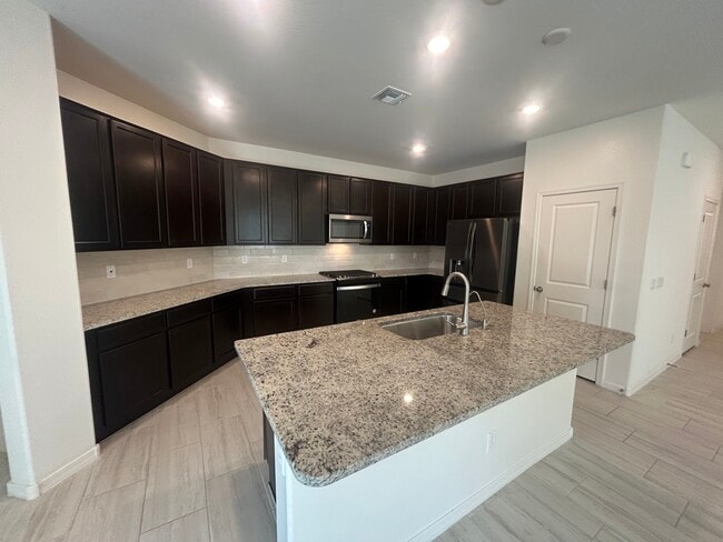 Photo - 2957 E Bellerive Dr