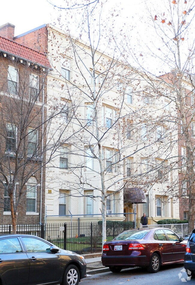 Photo - The Ravenswood
