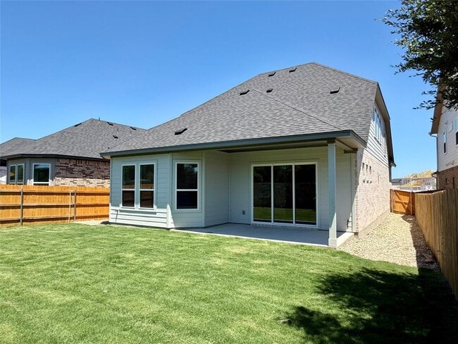 Photo - 901 Corvallis Dr
