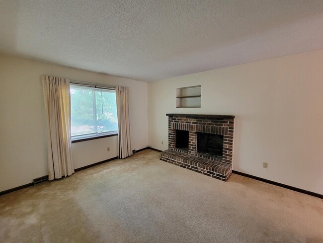 Photo - 510 Barnett Dr