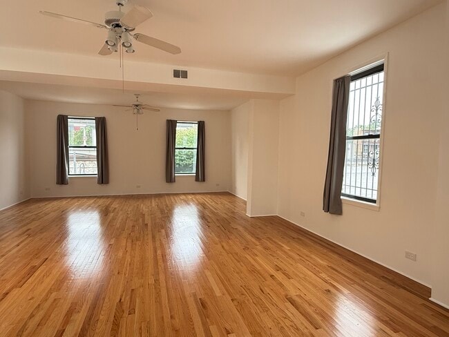 Photo - 1524 W Jarvis Ave Unit 2B