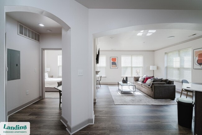 Photo - 3031 Eden Ave Unidad A204