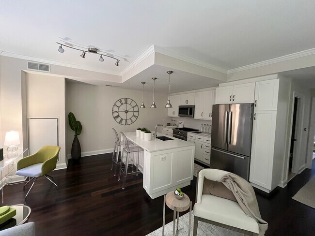 Photo - 4915 Hampden Ln Unit 109