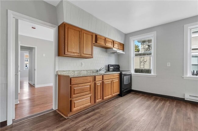 Photo - 109 Pocasset Ave