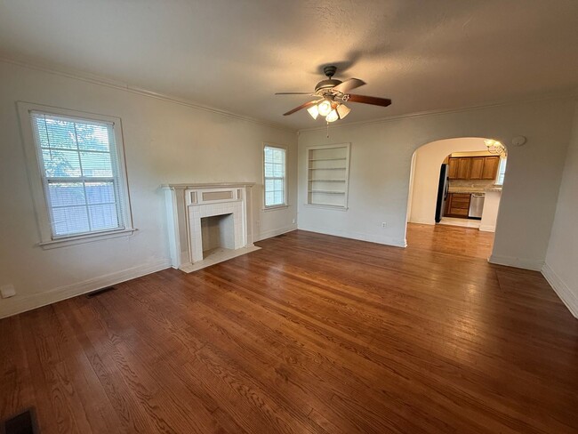 Photo - NW 24th St - Duplex Unit A